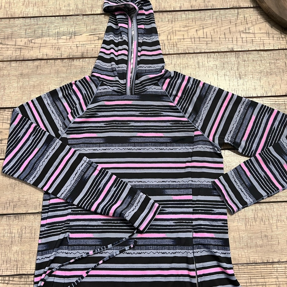 Title Nine hooded pullover
